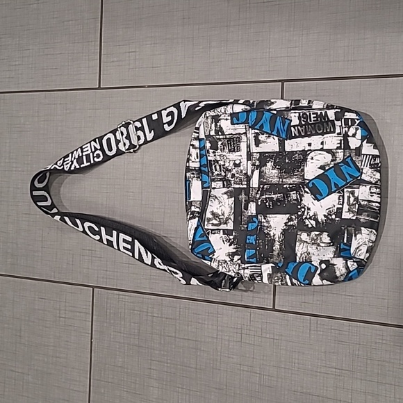 NYC City Street Style Shoulder Bag - Picture 1 of 4